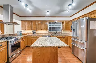 208 Catawba Rd, Waxahachie, TX 75165 - Photo 6