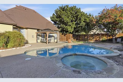 3724 Cove Timber Avenue, Granbury, TX 76049 - Photo 10