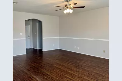 204 S Chestnut Street, Forney, TX 75126 - Photo 2