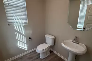 725 Vine St, Argyle, TX 76226 - Photo 4