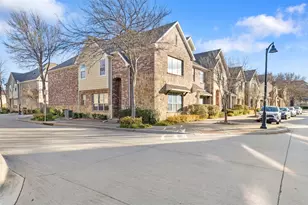 201 Brick Row Dr, Richardson, TX 75081 - Photo 2