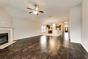 204 Dancing Light Ln, Red Oak, TX 75154 - Photo 8