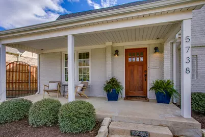 5738 Vanderbilt Avenue, Dallas, TX 75206 - Photo 2