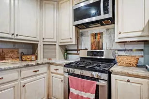 1613 St James Dr, Carrollton, TX 75007 - Photo 12