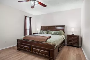 1613 St James Dr, Carrollton, TX 75007 - Photo 22