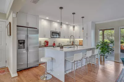 9964 Mixon Drive, Dallas, TX 75220 - Photo 10