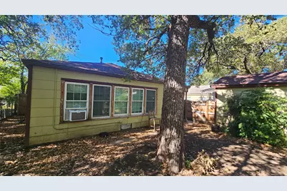 2620 N Elm Street, Denton, TX 76201 - Photo 6