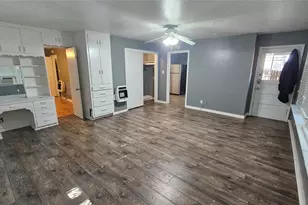 2620 N Elm St, Denton, TX 76201 - Photo 16