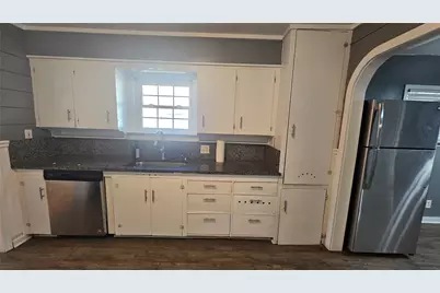 2620 N Elm Street, Denton, TX 76201 - Photo 12