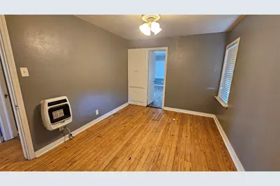 2620 N Elm Street, Denton, TX 76201 - Photo 20
