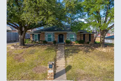 1906 Ola Lane, Grand Prairie, TX 75050 - Photo 2