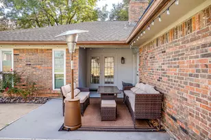 1906 Ola Ln, Grand Prairie, TX 75050 - Photo 30