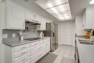 1906 Ola Ln, Grand Prairie, TX 75050 - Photo 12