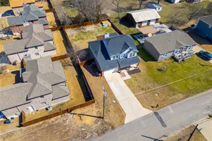 285 N Sherman Ave, Van Alstyne, TX 75495 - Photo 38