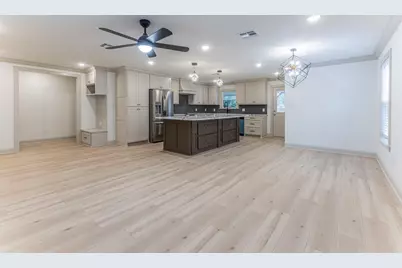 804 N 43rd Street, Waco, TX 76710 - Photo 4