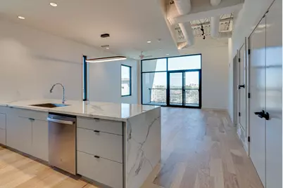 1023 Lipscomb Street #302, Fort Worth, TX 76104 - Photo 6