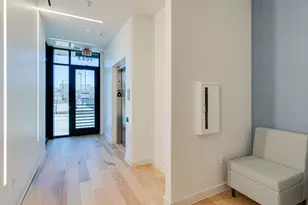 1023 Lipscomb St, Fort Worth, TX 76104 - Photo 4