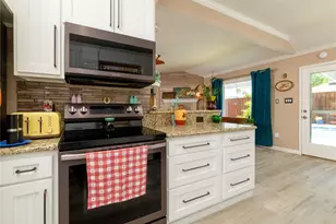 874 Havenbrook Dr, Arlington, TX 76001 - Photo 24