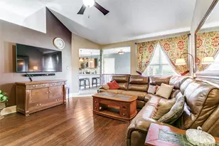 624 Coats St, Coppell, TX 75019 - Photo 2