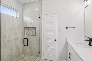 5627 Barkridge Dr, Granbury, TX 76048 - Photo 20