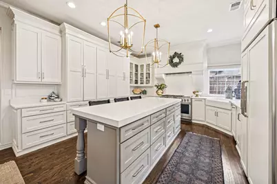 9809 Church Circle, Dallas, TX 75238 - Photo 12