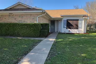 1088 W Hills Terrace, Saginaw, TX 76179 - Photo 1