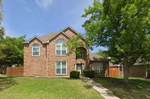 1212 Ashbrook Dr, Grand Prairie, TX 75052 - Photo 1