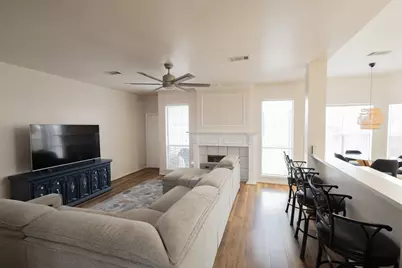 1212 Ashbrook Drive, Grand Prairie, TX 75052 - Photo 8