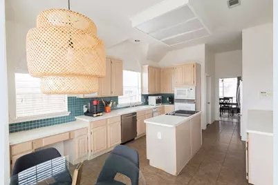 1212 Ashbrook Drive, Grand Prairie, TX 75052 - Photo 6