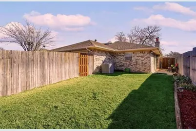 2213 Woodcreek #A, Carrollton, TX 75006 - Photo 12