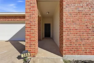 309 Gypsum Ln, Glenn Heights, TX 75154 - Photo 4