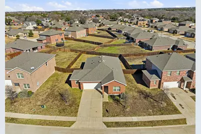 309 Gypsum Lane, Glenn Heights, TX 75154 - Photo 32