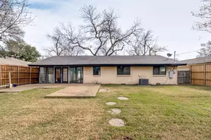 7111 Wild Valley Dr, Dallas, TX 75231 - Photo 24