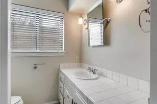 7111 Wild Valley Dr, Dallas, TX 75231 - Photo 22