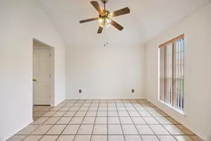 10323 Lone Pine Ln, Fort Worth, TX 76108 - Photo 6