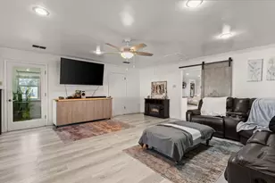 210 S Booth St, Mart, TX 76664 - Photo 28