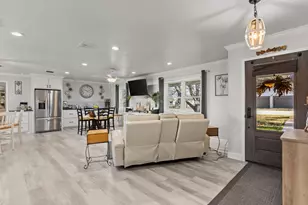 210 S Booth St, Mart, TX 76664 - Photo 6