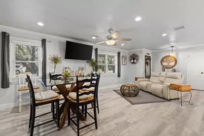 210 S Booth Street, Mart, TX 76664 - Photo 10