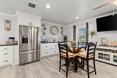 210 S Booth Street, Mart, TX 76664 - Photo 12