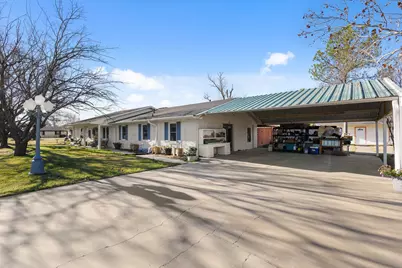 210 S Booth Street, Mart, TX 76664 - Photo 4