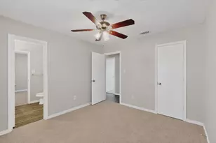 2134 Wellington Dr, Grand Prairie, TX 75051 - Photo 28