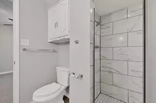 2134 Wellington Dr, Grand Prairie, TX 75051 - Photo 30