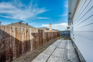 3023 San Martin Dr, Arlington, TX 76010 - Photo 24