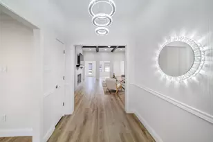 700 MacArthur Ct, Irving, TX 75061 - Photo 2