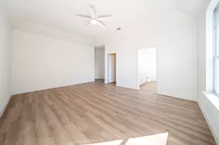 908 W Wintergreen Rd, Lancaster, TX 75134 - Photo 22