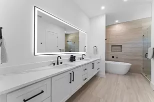 2826 Rochester St, Dallas, TX 75215 - Photo 18