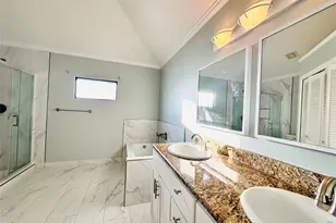 2032 Greenview Dr, Carrollton, TX 75010 - Photo 10