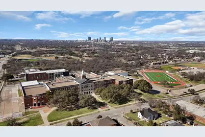 2909 Avenue B, Fort Worth, TX 76105 - Photo 6