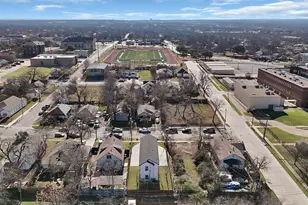 2909 Avenue B, Fort Worth, TX 76105 - Photo 4