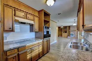 1702 Westover Dr, Arlington, TX 76015 - Photo 10